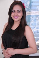 Aksha Latest  Photo Pics